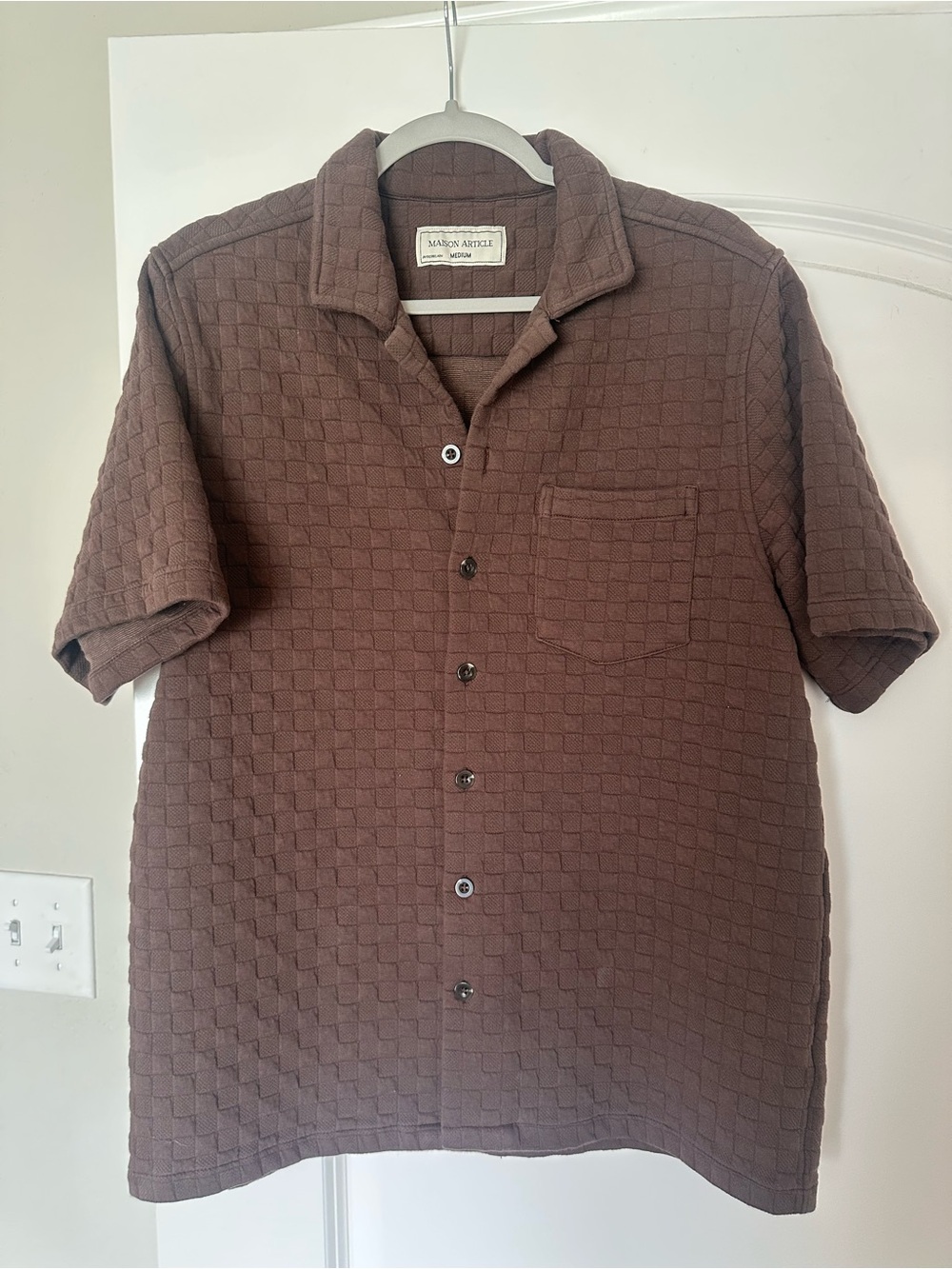 Maison Article Brown Short-Sleeve checkered woven button up shirt size M